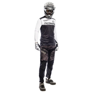 Fasthouse MTB and MX Gear 30% off and Free Shipping $30