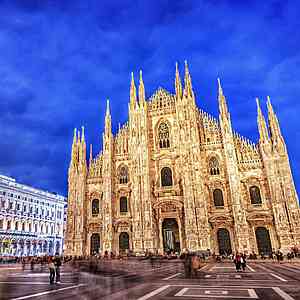 New York to Milan Italy $412-$428 RT Nonstop Airfares on 5* Emirates Airline (Travel January-May 2020)