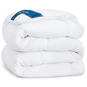 Bedsure Queen Comforter Duvet Insert - Quilted White, All Season Down Alternative Queen Size Bedding Comforter with Corner Tabs $22.01