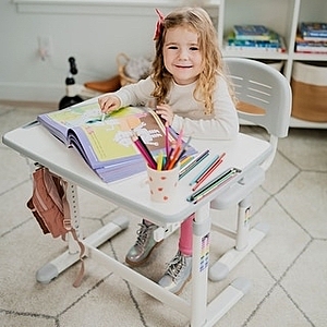Mount-It Kids Desk and Chair Set for Ages 3 to 10 Pink - Bed Bath & Beyond - 30681164 - $76